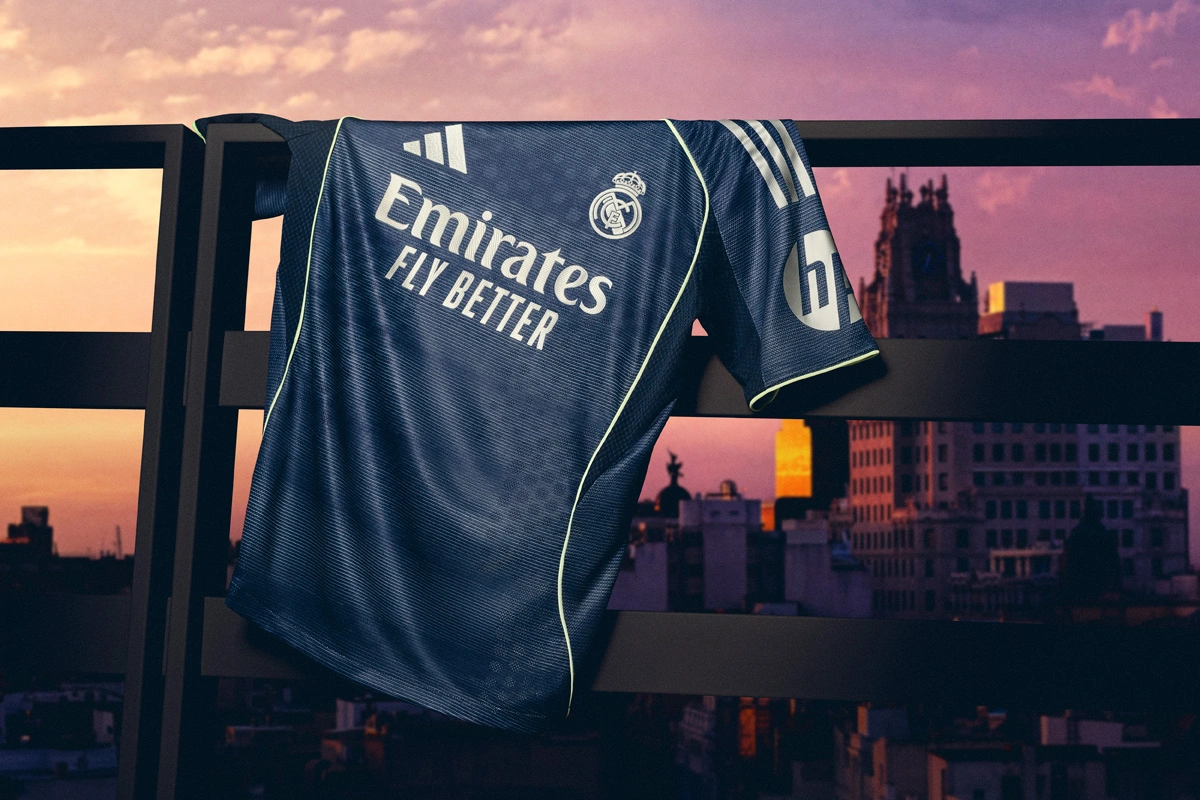 Real Madrid Away Soccer Jersey Replica 2025/26 Real Madrid Away Soccer Jersey Replica 2025/26