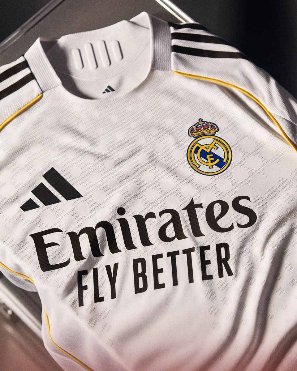 REAL MADRID HOME SOCCER JERSEY 2025/26 REAL MADRID HOME SOCCER JERSEY 2025/26
